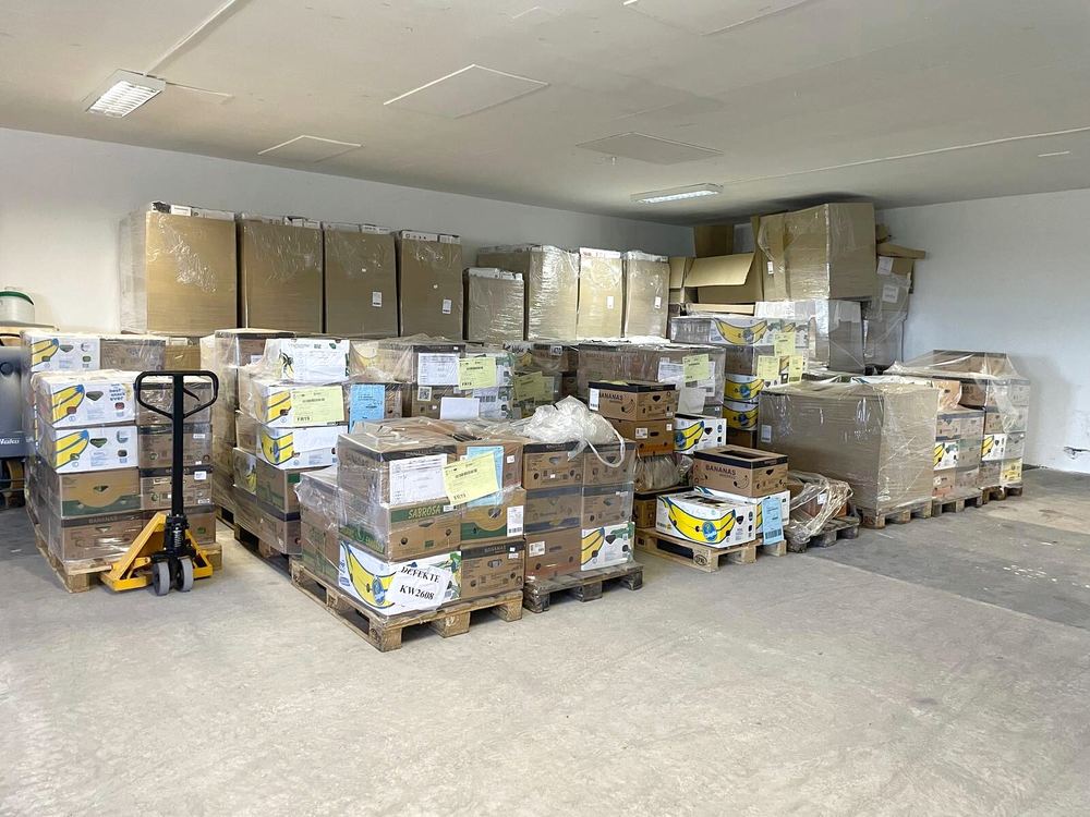Pallets of branded return stock in the Stock Continent warehouse in Sohren, Germany
