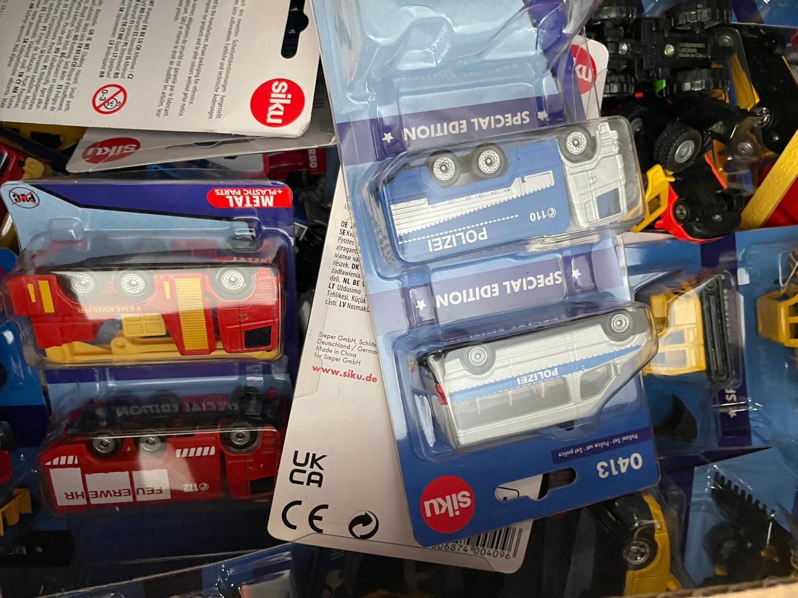 Photo 22 of Lot mixed household goods with electric items