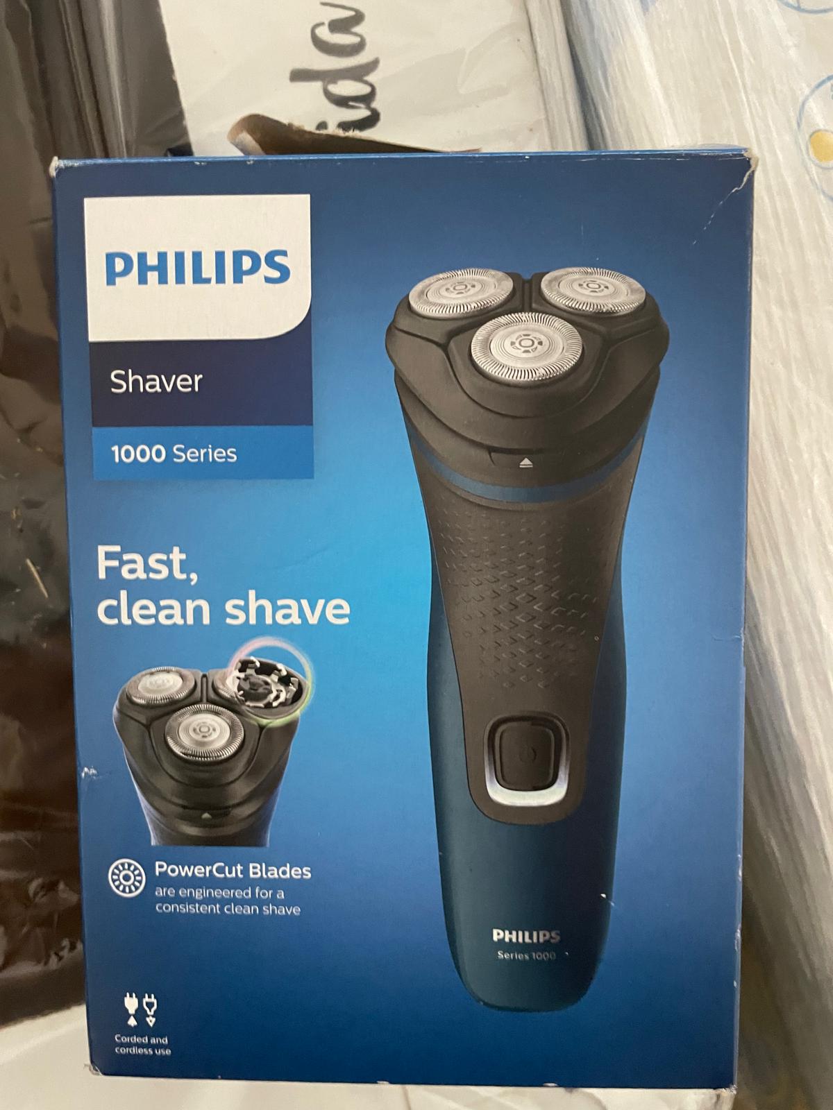 Photo 30 of Lot mixed household goods with electric items